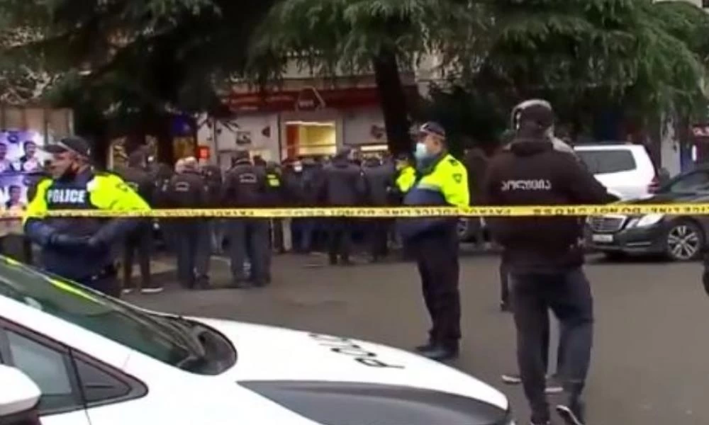 Συναγερμός στην Τιφλίδα: Σε εξέλιξη υπόθεση ομηρίας σε γραφεία